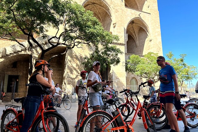 Valencia City Highlights in Guided Bike or E-Bike Tour - The Historic Església de Sant Joan del Mercat and La Lonja