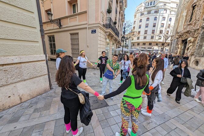 Valencia City Tour: A Treasure Hunt Experience - Key Points