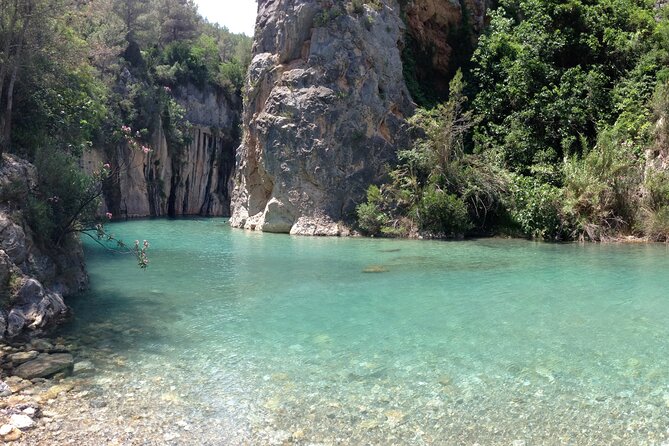 Valencia Day Trip with Swimming and Hiking in Montanejos - Visiting Fuente de los Banos de Montanejos