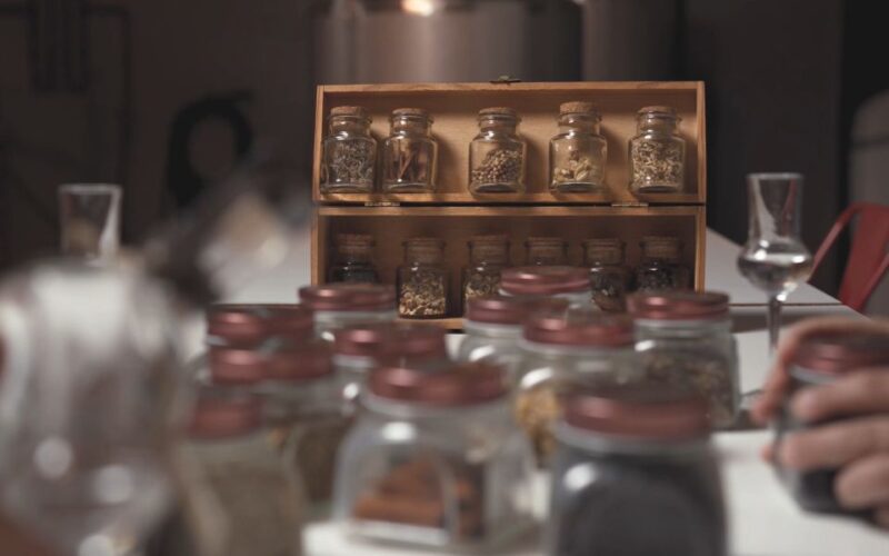 Valencia: Distillery visit and gin tasting in Benifla - Logistics and Meeting Details in Benifla