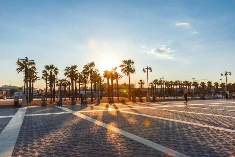 Valencia: E-bike Tour, Beaches, & City of Arts and Sciences - Starting Point in Ruzafa: C. de Cuba, 24