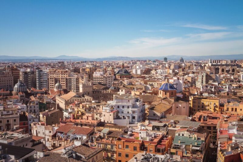 Valencia: Express Walk with a Local in 60 minutes - Visiting Valencia’s Top Landmarks in 60 Minutes