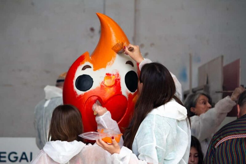 Valencia: Fallas-themed tour with a creative workshop - Discover Valencia’s Fallas Culture Year-Round with a Creative Workshop