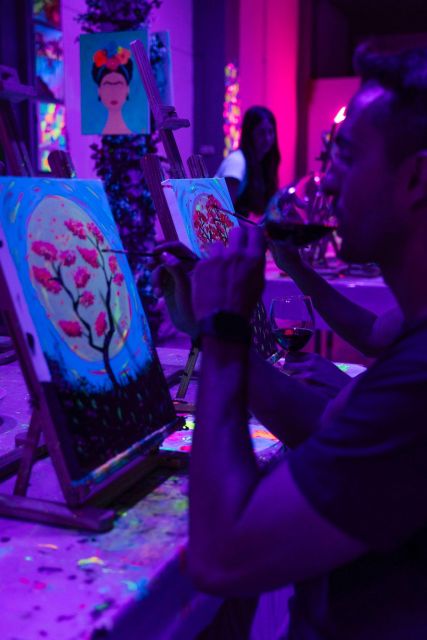 Valencia: Fluorescent painting workshop and wine - Final Thoughts on the Fluorescent Painting Workshop