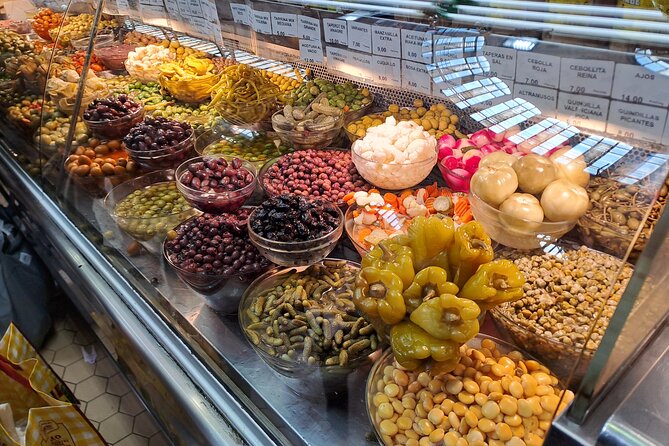 Valencia Food Tour: Tapas, Drinks and Delights with a Local - Savoring Regional Dishes and Drinks in an Authentic Setting