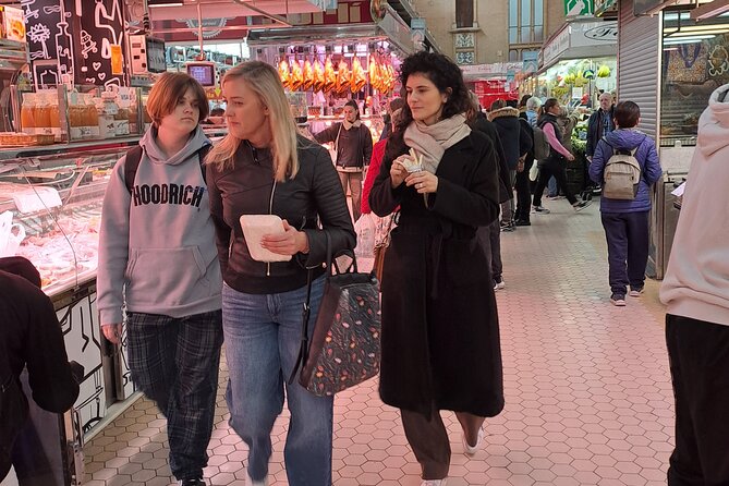 Valencia Food Tour: Tapas, Drinks and Delights with a Local - The Guide’s Personal Touch and Storytelling Style