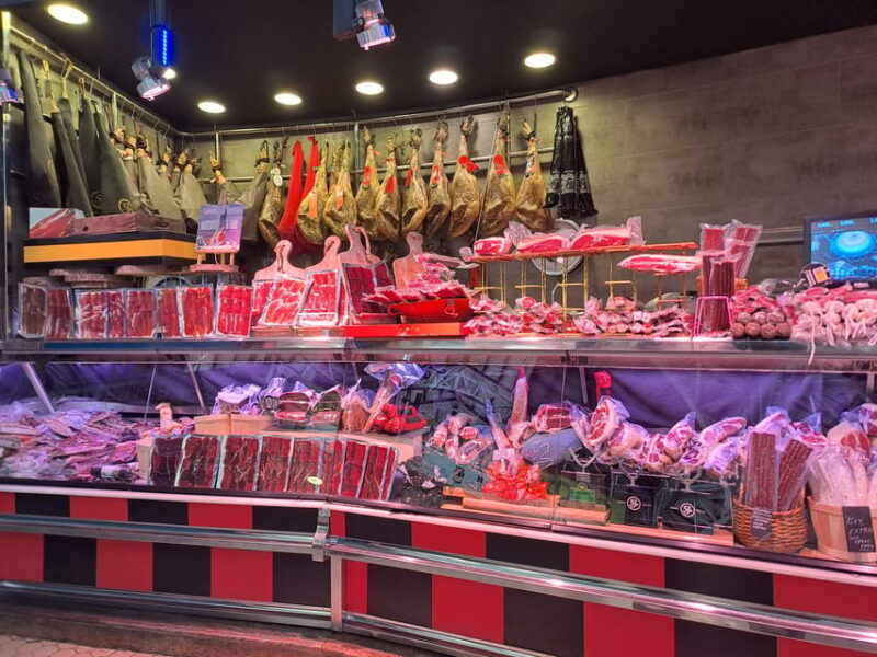 Valencia Food Tour with Tapas & Drinks with a Local - Key Points