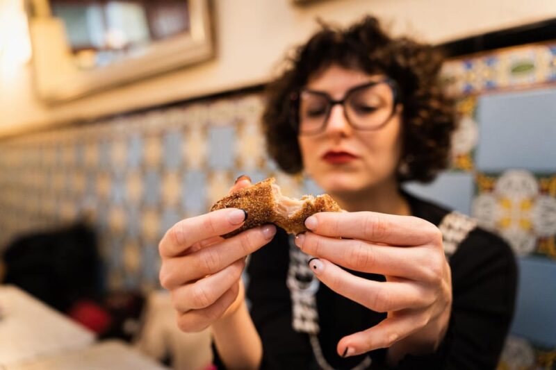 Valencia Food Tour with Tapas & Drinks with a Local - Valencian Coca and the City’s Signature Cocktail