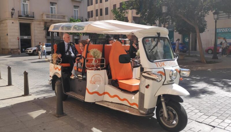 Valencia: Full Tuk Tuk Tour (2h) - Frequently Asked Questions