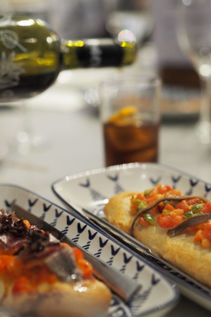 Valencia: Gourmet Food & Wine Tour - Culminating at a Gourmet Restaurant for a 3-Course Dinner