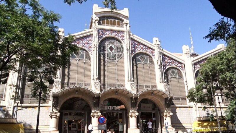 Valencia: Group Walking Tour - Discovering Valencia’s Historic Heart