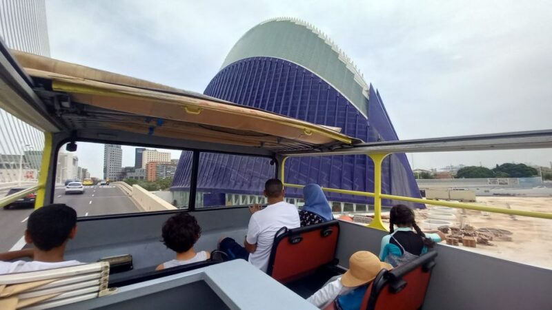 Valencia: Hop-on Hop-off City Highlights Bus Tour Green bus - Tickets Offer Flexibility and Good Value