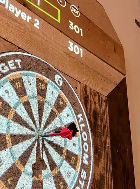 Valencia: Interactive Darts Game with Drinks - Flexible Booking and Cancellation Policies