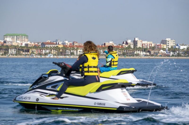 Valencia: Jet Ski Tour + Paddle Surf + Photos + Free drink - Key Points