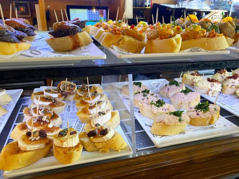 Valencia: Mysteries, Legends, & Local Tapas Experience - Uncover the Best of Valencia in a 2.5-Hour Walk with Tapas