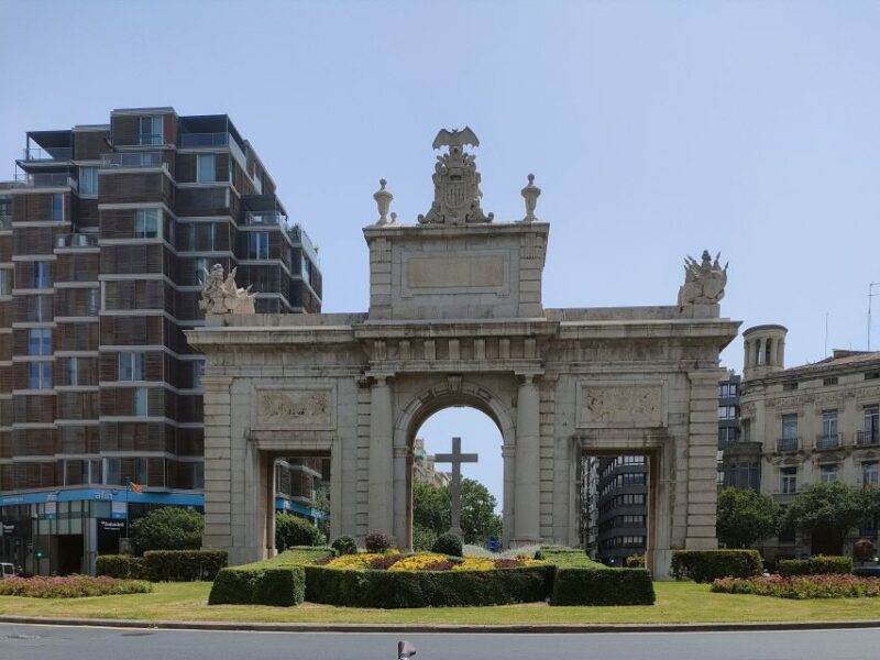 Valencia Old Town Tour - Suitability and Physical Considerations