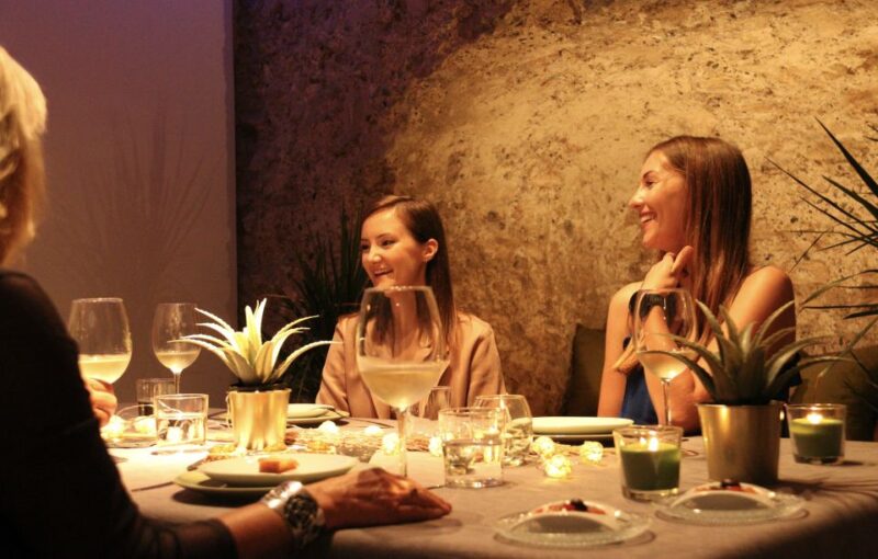 Valencia: Old Town Tour, Wine & Tapas in an 11th c. Monument - Discover the Charm of Valencias Old Town and Heritage Site