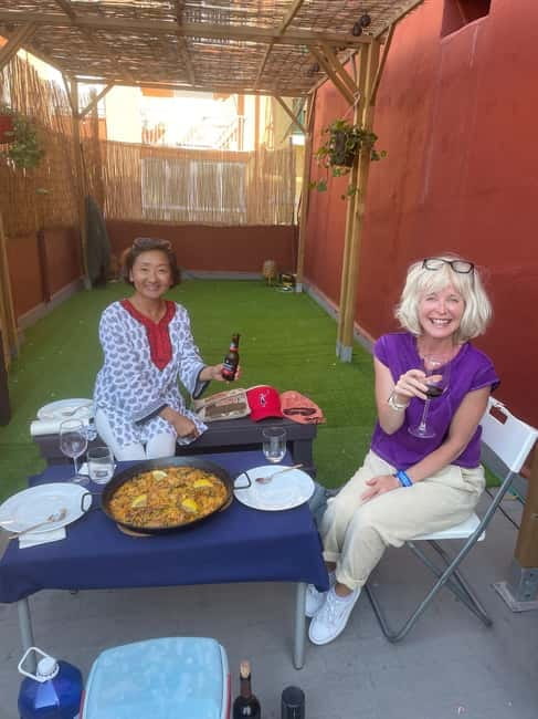 Valencia: Paella Cooking Class with Tapas and Drinks - Practical Details and Tips for Participants