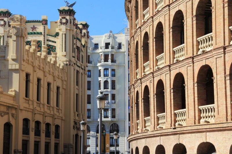 Valencia: Private Architecture Tour with a Local Expert - Logistics and Practical Tips