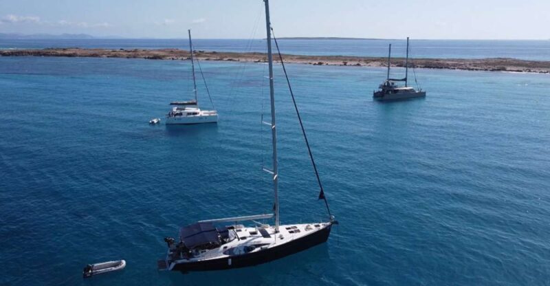 Valencia: Private Boat Trip with Paddle Boarding and Drinks - Optional Lunch at a Valencian Restaurant or Onboard