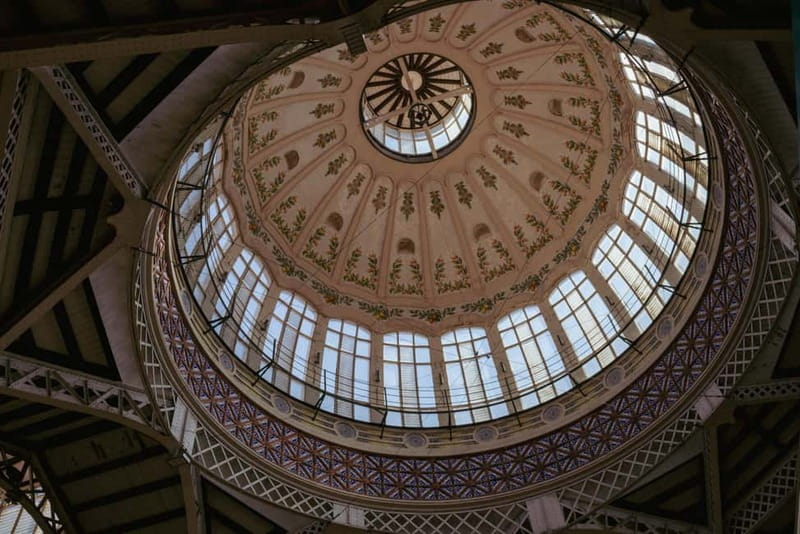 Valencia: Private City Center Highlights Tour with a Local - Key Points