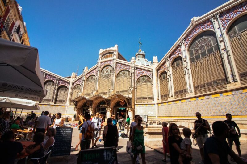 Valencia: Private Food Tour 10 Tastings with Locals - Locations and Highlights of the Tour Stops