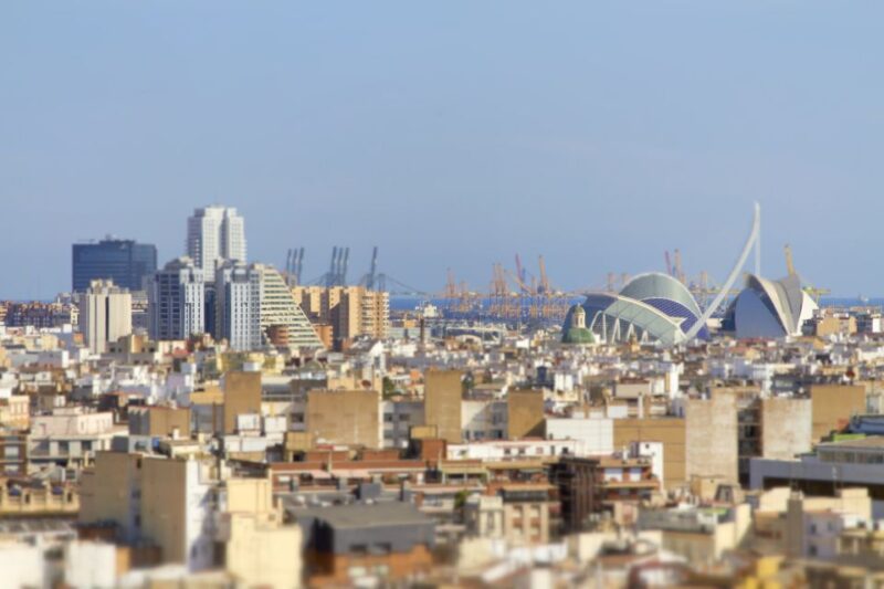 Valencia: Private Guided City Walking Tour - Practical Details: Meeting Point, Group Size, and Flexibility