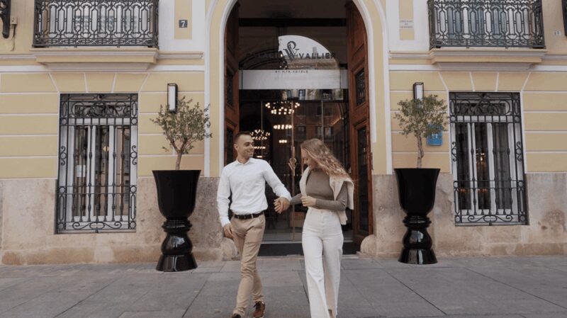 Valencia: Private photo shooting with pro photographer - Exploring Valencia’s Architectural Treasures