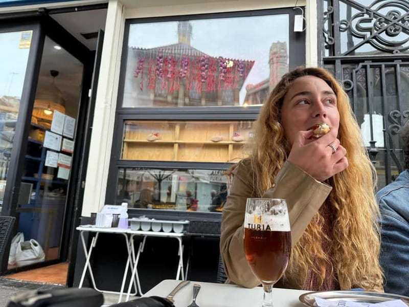 Valencia: Tapas Adventure with a Local Guide - Exploring Valencia’s Iconic Central Market