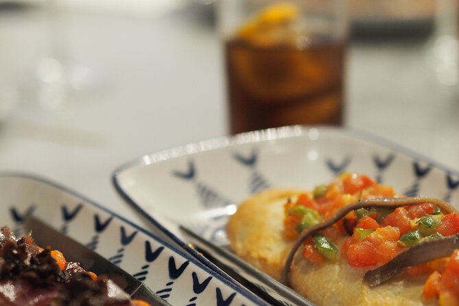 Valencia Tapas Crawl by Food Lover Tour - Key Points