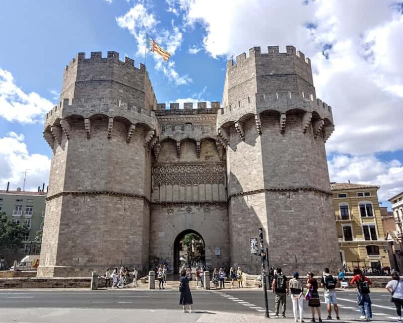 VALENCIA Tapas & Paella Gastronomic Tour - Uncover Hidden Gems in Valencia’s Old District