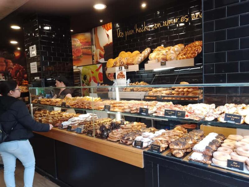 VALENCIA Tapas & Paella Gastronomic Tour - Wine Tasting at a Traditional Local Bar