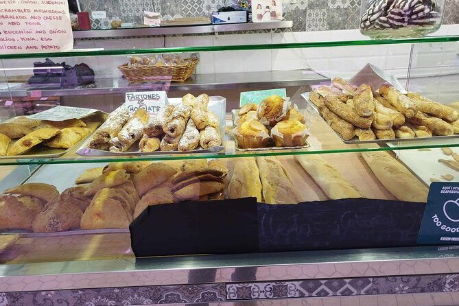 Valencia Tapas Tour: Market, History & Local Bites - Exploring Valencia’s Historic Streets with a Local Guide