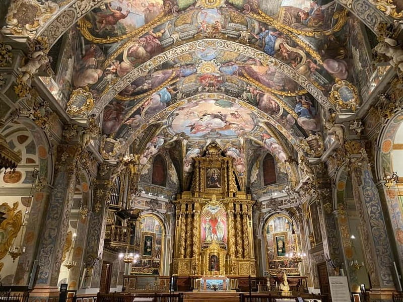 Valencia: The Light of Saint Nicholas - The Unique Setting of San Nicolas Church in Valencia