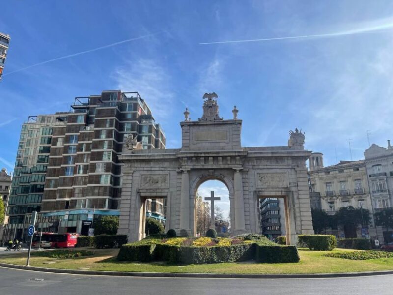 Valencia: Top 25 Highlights Guided Bike Tour - Valencia’s Most Exciting Highlights by Bike