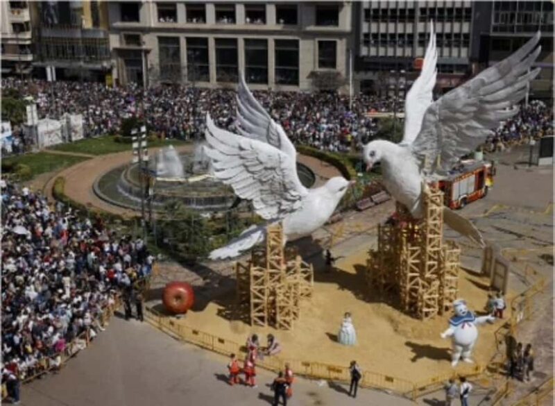 Valencia: Tour of the Historic Center on your mobile - Discover Valencia’s Historic Charm with Complete Flexibility