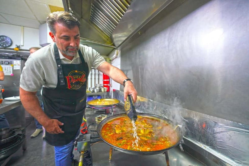 Valencia: Traditional Paella Cooking Class and Dinner - Discover the Authentic Valencian Paella Experience