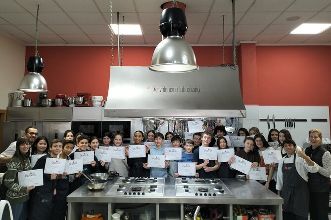 Valencian paella workshop and visit to the Algiros market - Tasting and Celebrating with Food and Drinks