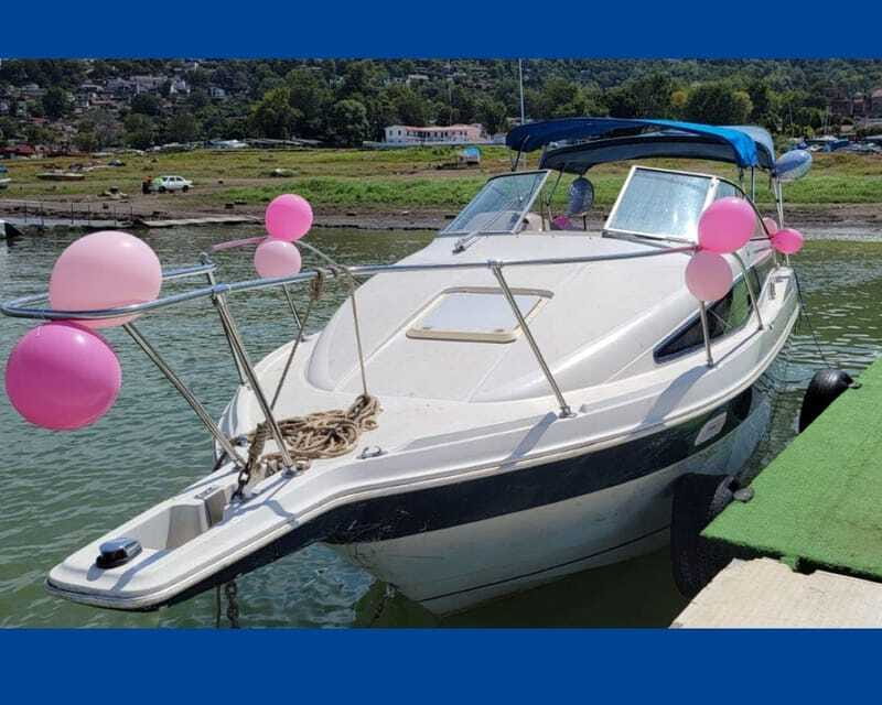 Valle de Bravo: 26 feet Yacht Rental Experience - Including Comfort and Safety in the Yacht Experience