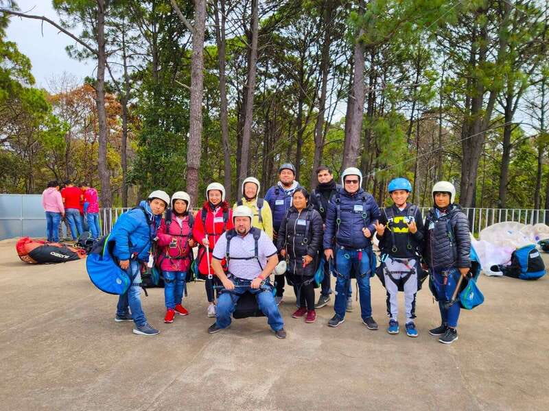 Valle de Bravo: Paragliding flight - Safety and Physical Considerations