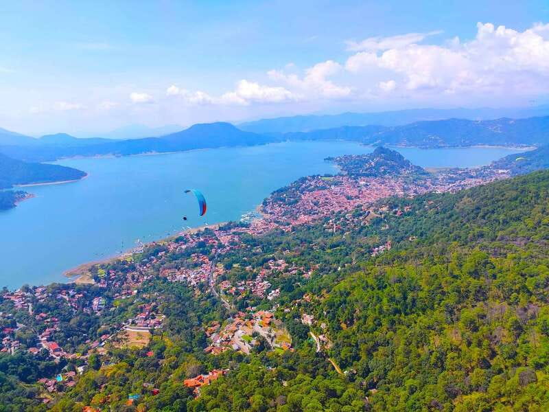 Valle de Bravo: Paragliding flight - Who Will Enjoy This Experience Most?