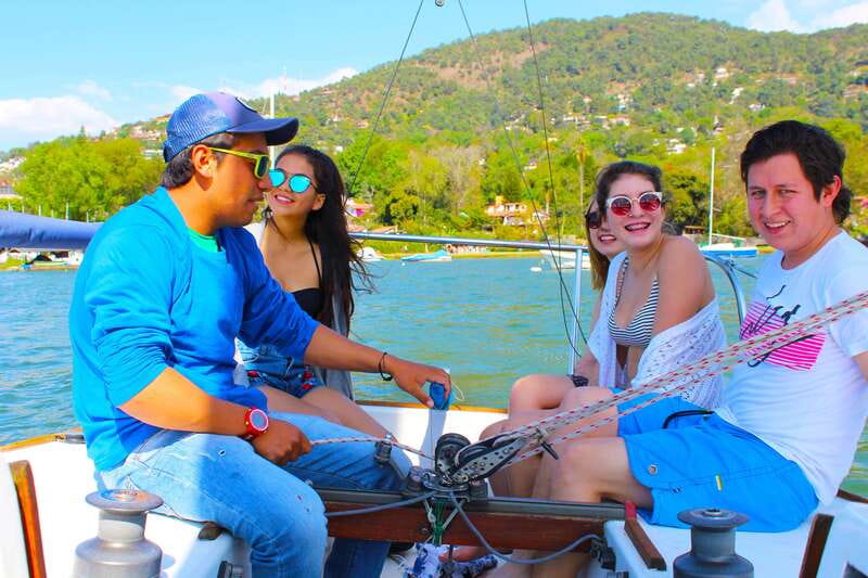 Valle de Bravo: Sailboat Tour Over the Lake. - Weather and Activity Conditions