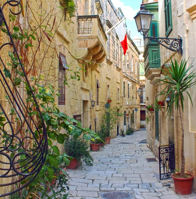 Valletta: 3 Cities Guided Tour & Grand Harbour Boat Tour - Accessibility and Practical Tips