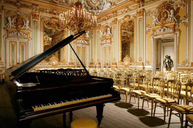 Valletta: Malta's Noble Homes and Palaces Private Tour - Practical Logistics and Comfort