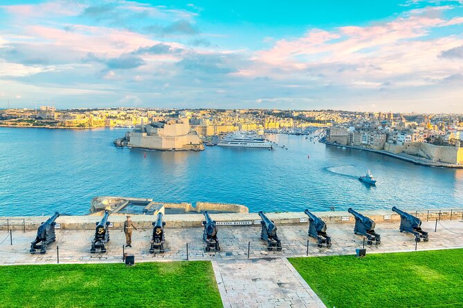 Valletta Private Guided Tour In English, French or Italian - Discover Valletta’s Main Attractions with a Private Guide