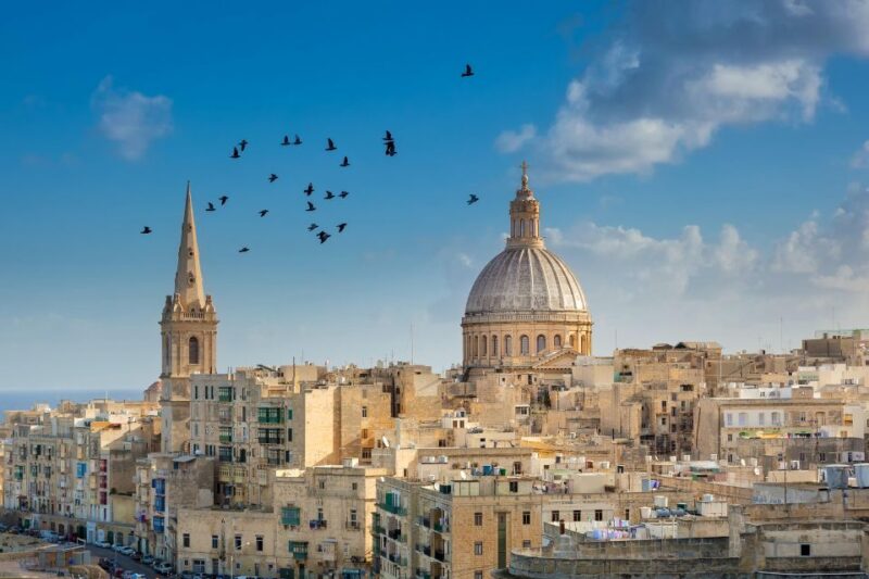 Valletta Private Guided Tour In English, French or Italian - Iconic Landmarks Like Triton Fountain and City Gate