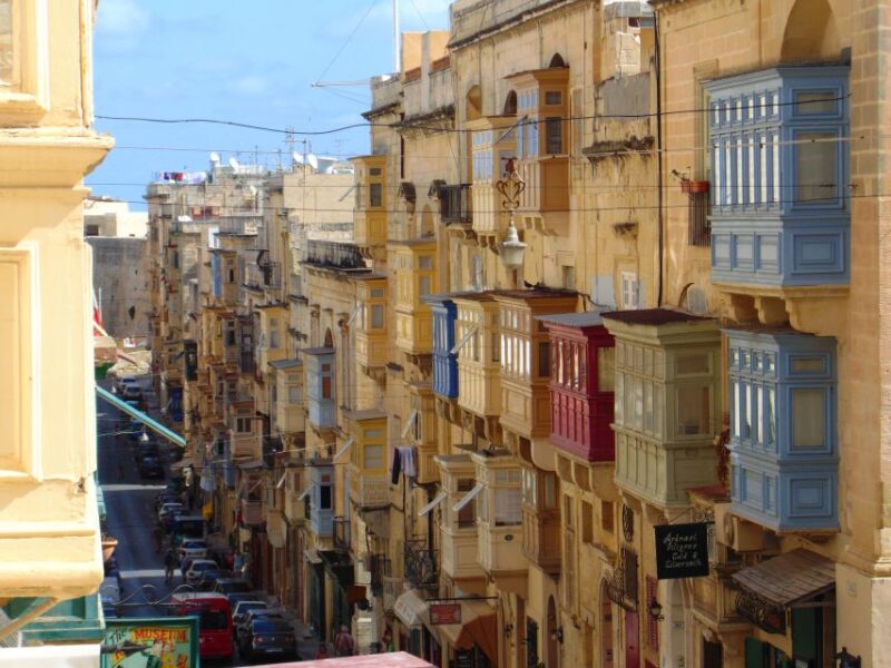 Valletta: Private Insider Walking Tour with Licensed Guide - Witnessing the Historic Fort St. Elmo