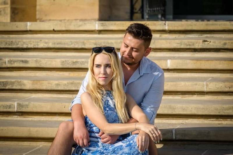 Valletta - Private Photo Session (English/Polish) - St. George’s Square: A Vibrant Urban Scene