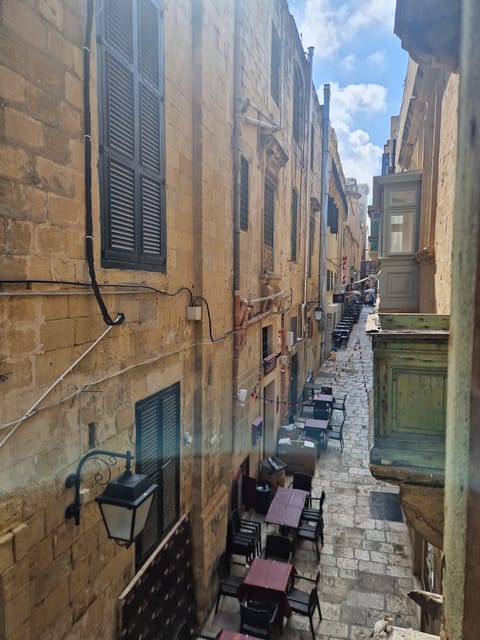 Valletta: Private Walking Tour with Local Guide - Personalization and Flexibility of the Private Tour