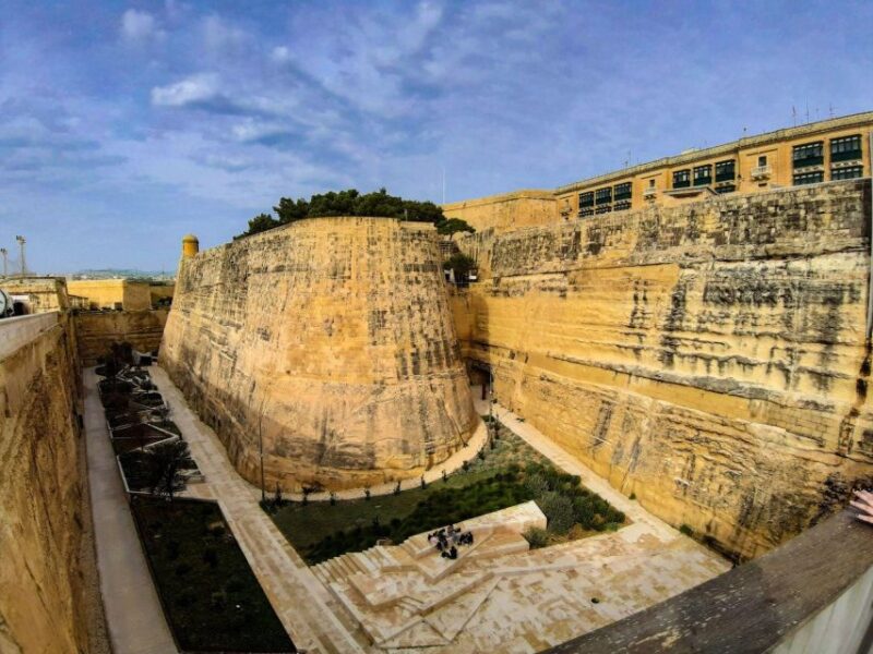 Valletta: Self-Guided Historical Walking Tour (Audio Guide) - The Mdina Audio Tour: A Complementary Cultural Addition